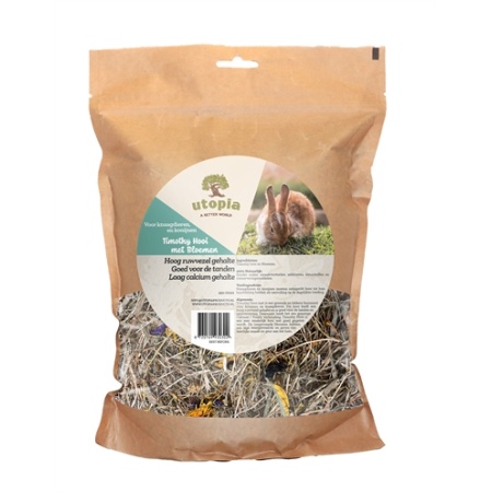 Utopia timothy hooi met bloemen